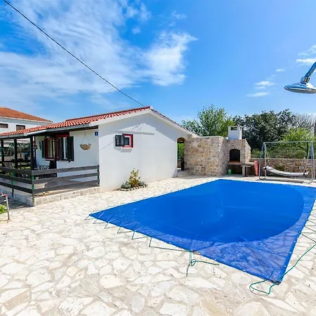Holiday home House Ara